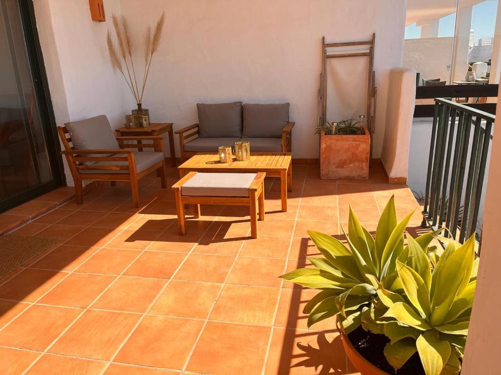 Apartament Augusta Views Casares Zewnętrze zdjęcie